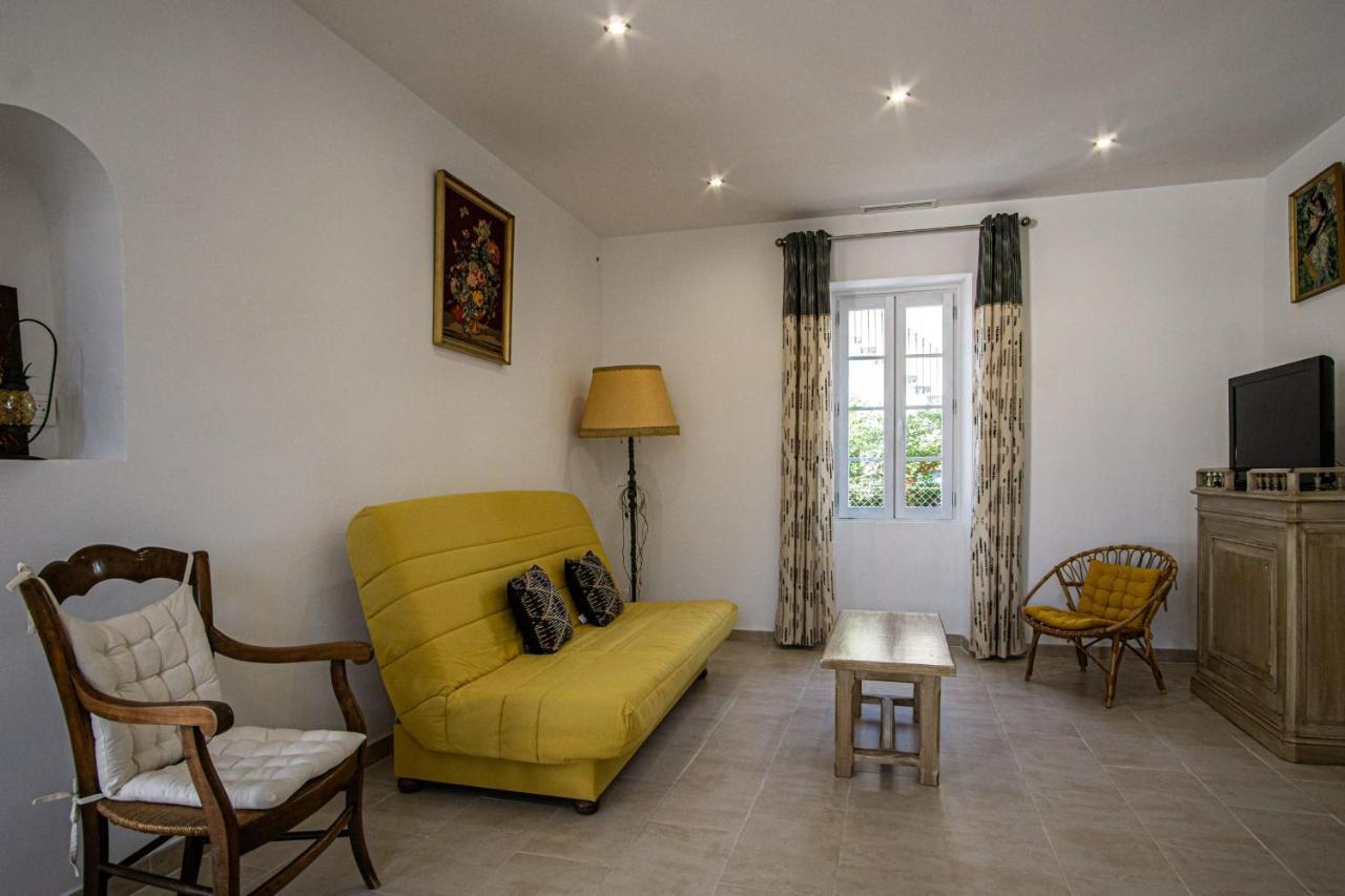 Maison Avec Jardin Proche Du Centre-Ville Isle-Sur-La-Sorgue LʼIsle-sur-la-Sorgue المظهر الخارجي الصورة